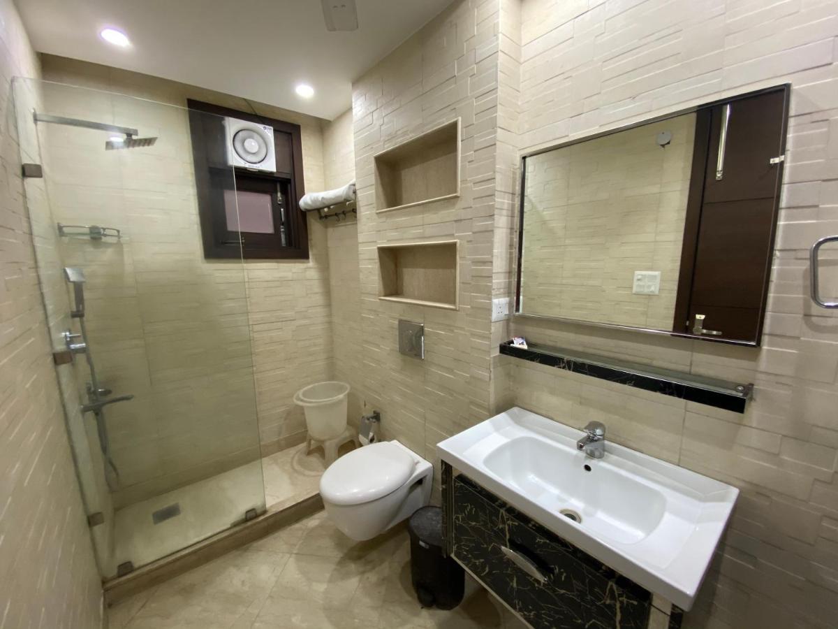 ניו דלהי Sheesh Mahal Bed & Breakfast מראה חיצוני תמונה