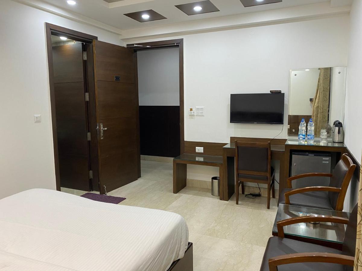 ניו דלהי Sheesh Mahal Bed & Breakfast מראה חיצוני תמונה